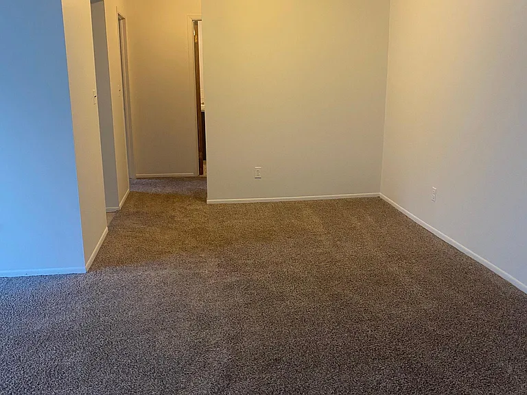 Photo of adjacent apartment, same layout