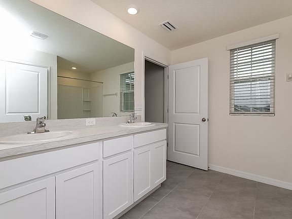 4th image of 36380 Spanish Rose Dr