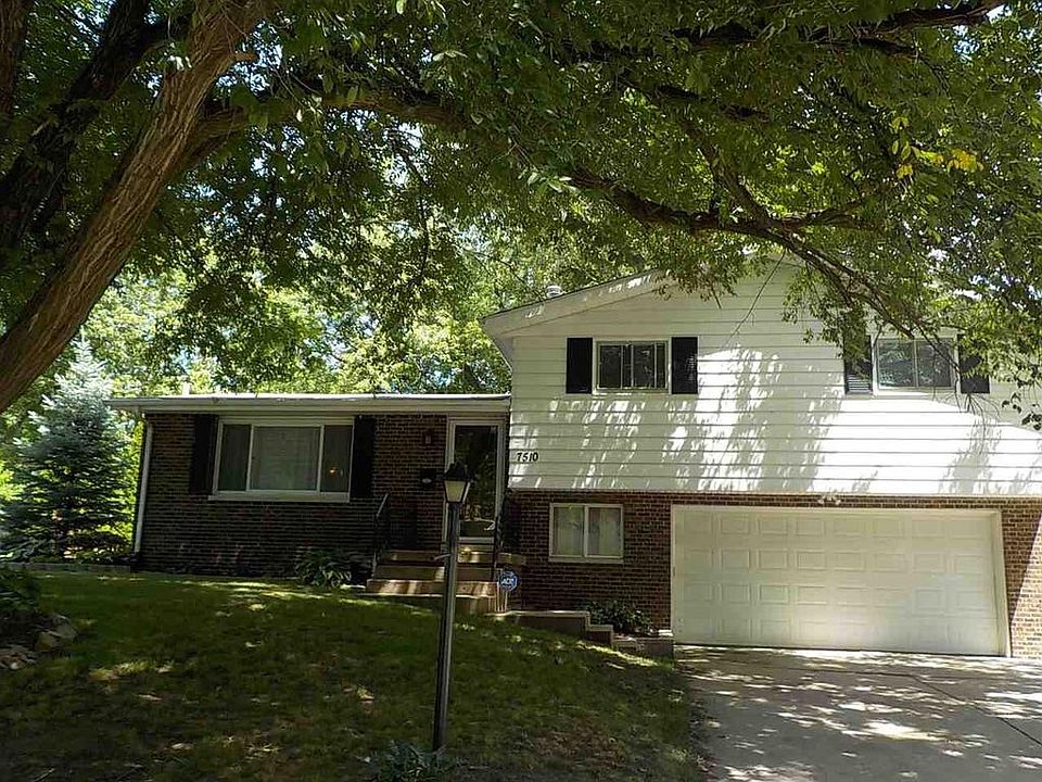1st image of 7510 N Oxford Pl
