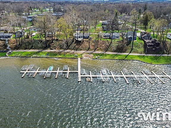 2nd image of 8274 Pokagon Rd