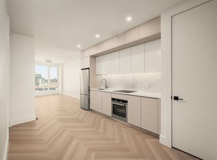 34-16 38th St #1801, Long Island City, NY 11101