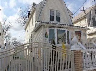 9418 131st St, South Richmond Hill, NY 11419
