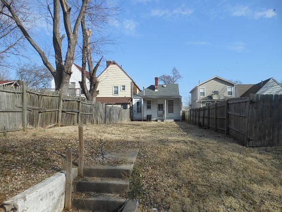 2nd image of 2724 W Main St