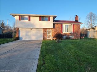 6061 Sunset Dr, Bedford Heights, OH