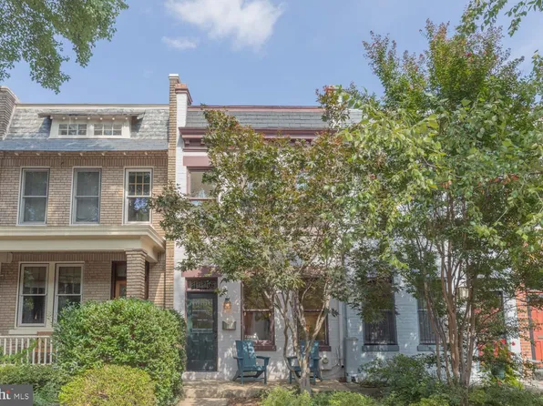 1220 C St SE, Washington, DC 20003