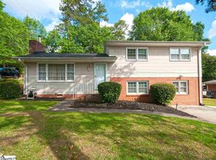 104 Crestfield Rd, Greenville, SC 29605
