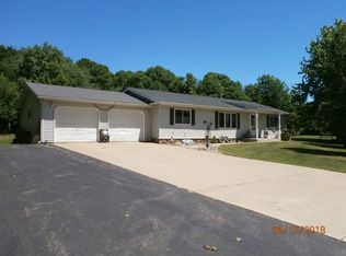 E6820 Garrity Rd, Manawa, WI 54949