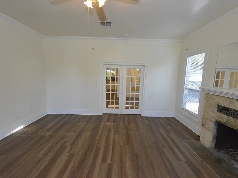 1598 State Highway 16 N — Photo 20