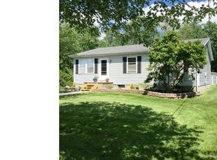 14745 Springdale Ave, Middlefield, OH 44062