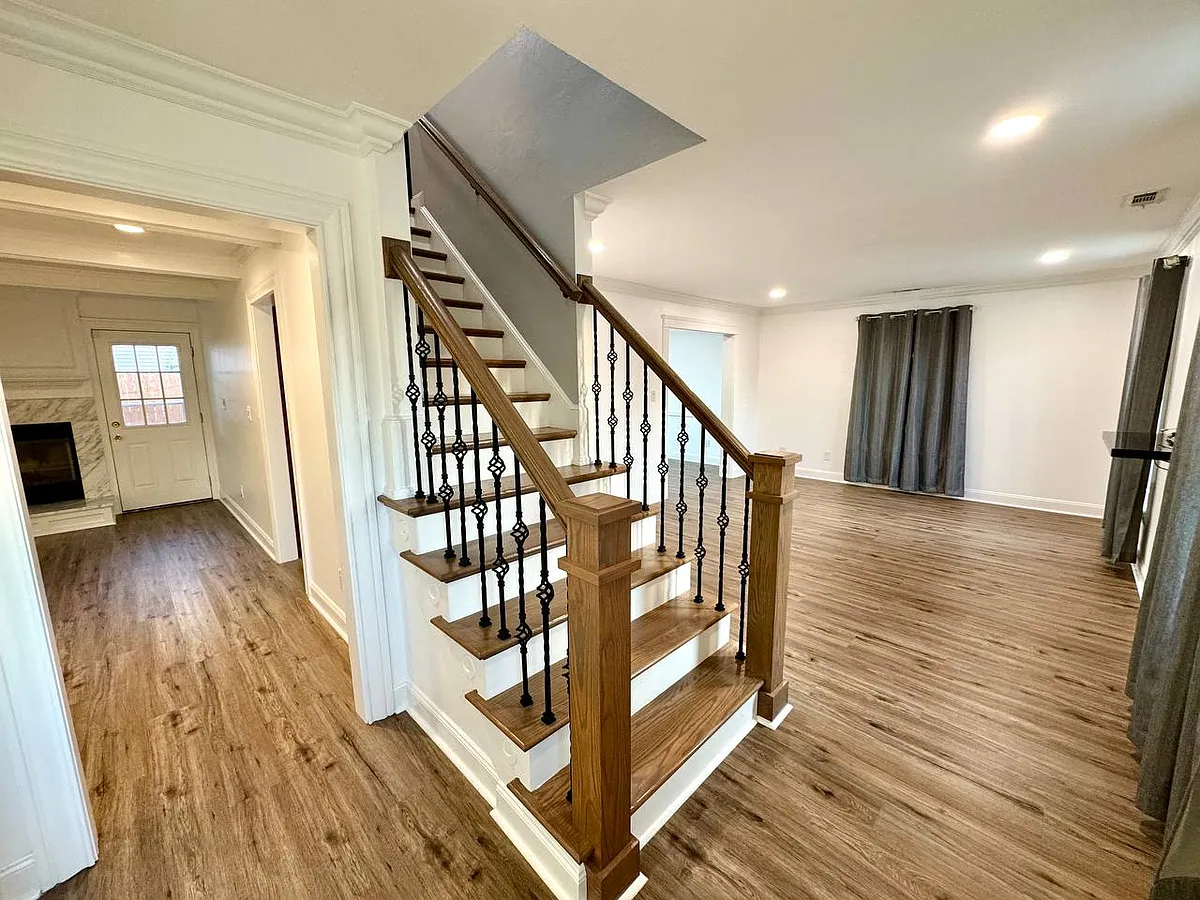 Building Photo - 5208 Mima Cir