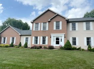 323 Cheshire Rd, Hudson, OH 44236