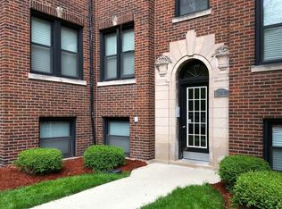 1304 W Eddy St APT 1, Chicago, IL 60657