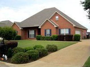 29 Fanoni Ln, Wetumpka, AL 36092