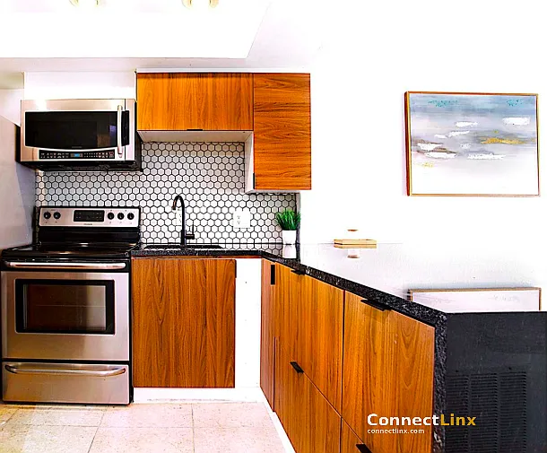 1531 SE 15th St — Photo 3