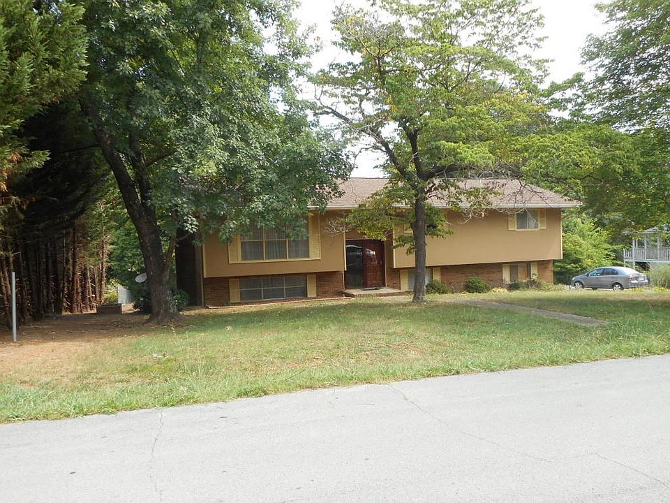 2315 Lakesite Dr. Carla Johnson 004
