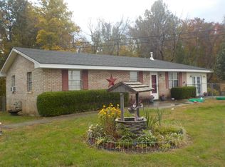554 McCausey Rdg, Frenchburg, KY 40322