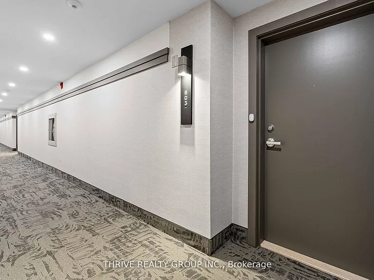 600 Talbot St #803 — Photo 2
