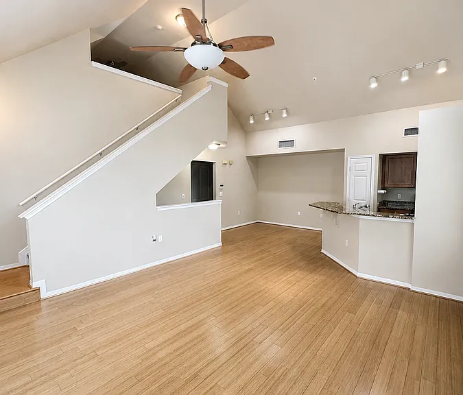 5541 Rosehill Rd #203 — Photo 10