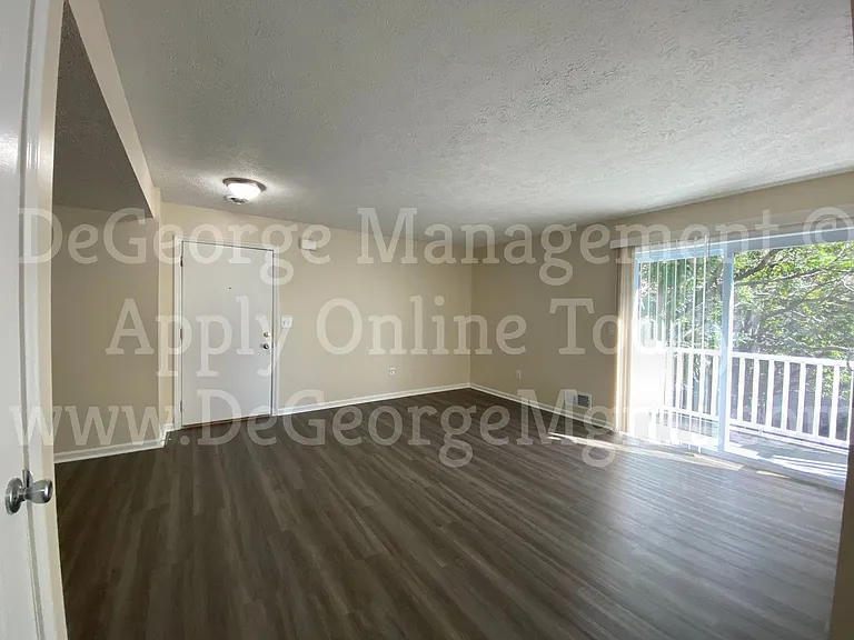 Pine Ridge Apartments — Photo 44