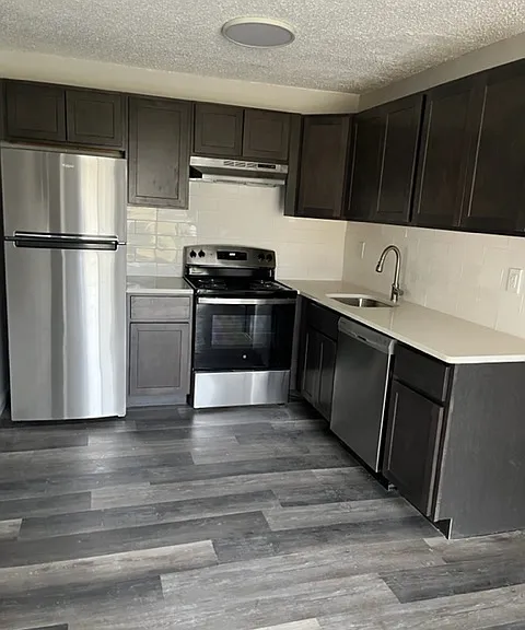 Sandy Ridge Apartments — Photo 3