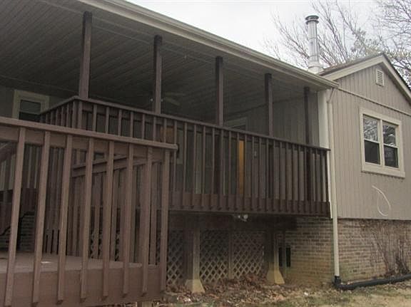 3rd image of 6238 Castle Hill Dr