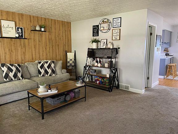4th image of 3851 Queen Anne Pl