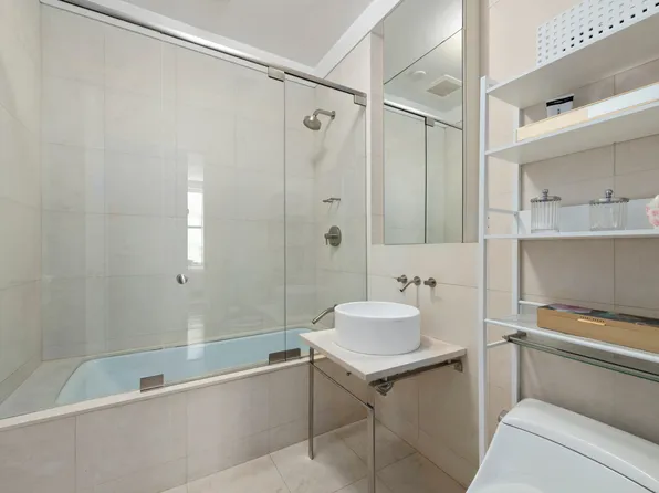 52 Thomas Street image 9 of 14