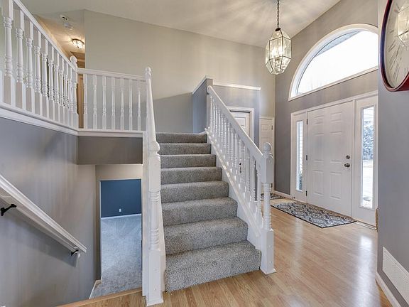 3rd image of 409 Elder Ave NW