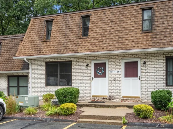 45 Granby Hts #45, Granby, MA 01033