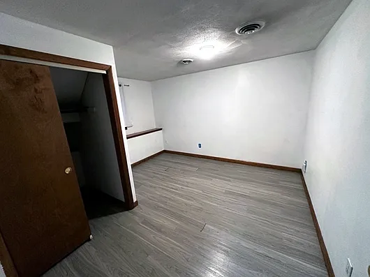 4 bed, 1800 sqft, $4,400 — Photo 3