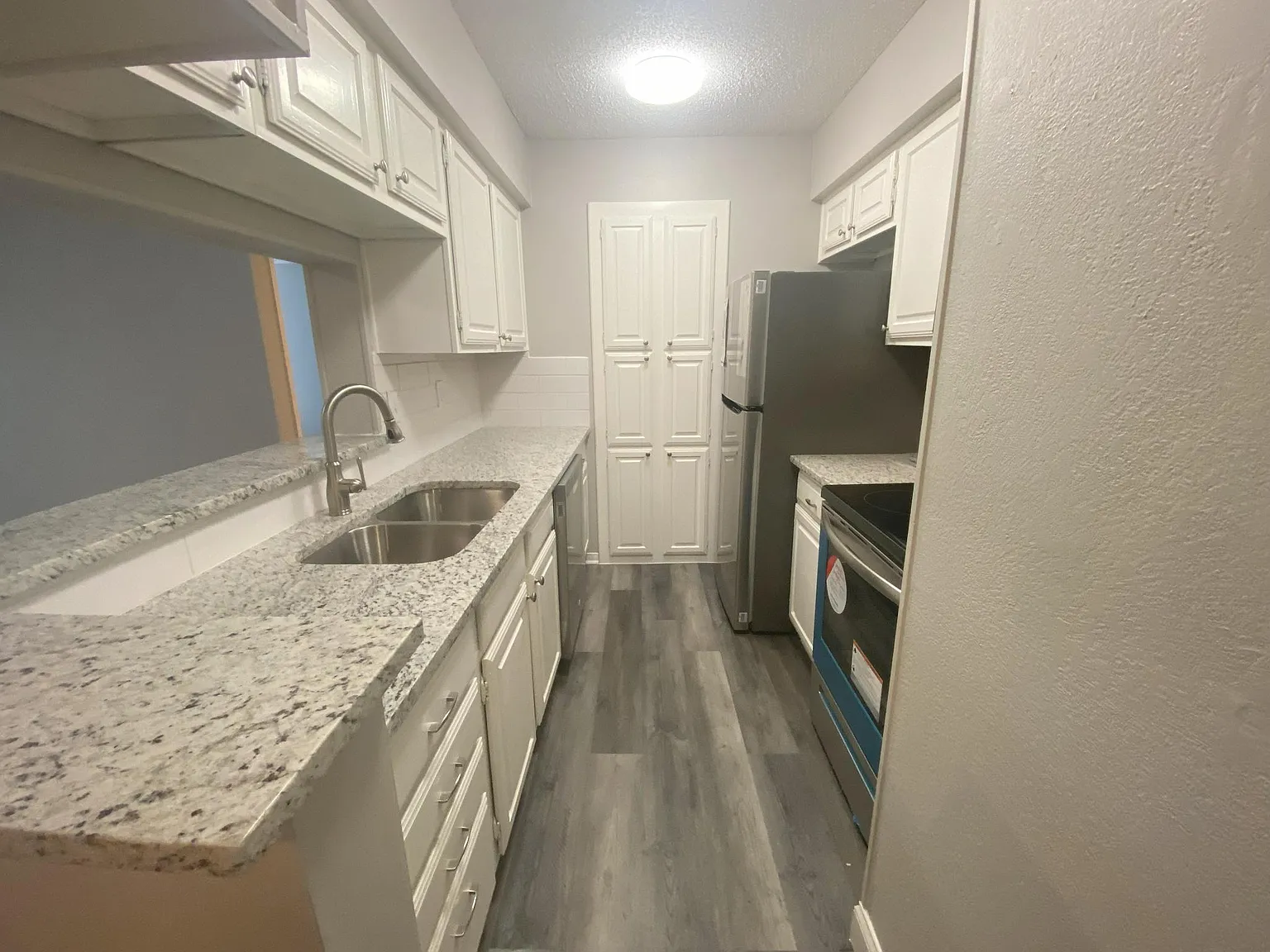 1 bed, 656 sqft, $1,213 — Photo 3