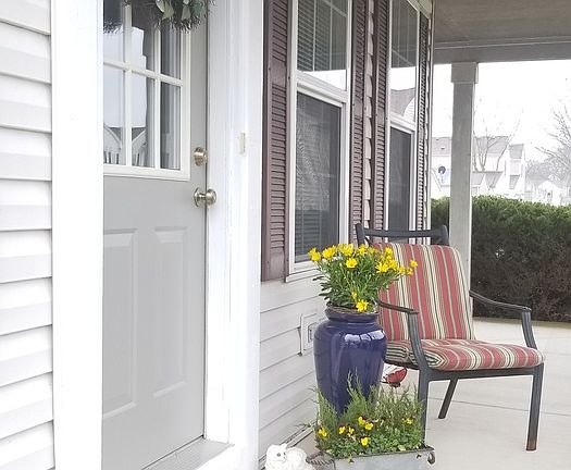 2nd image of 1653 Linden Park Ln