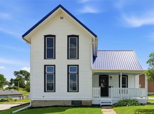 1405 5th Ave, Marion, IA 52302