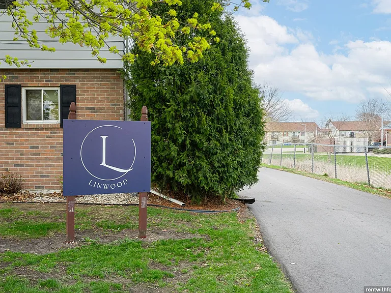 520 W. Linwood Ave. — Photo 15