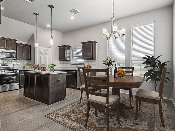 Breakfast Area and Kitchen