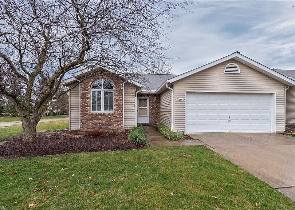 1st image of 10690 Stapleton Dr