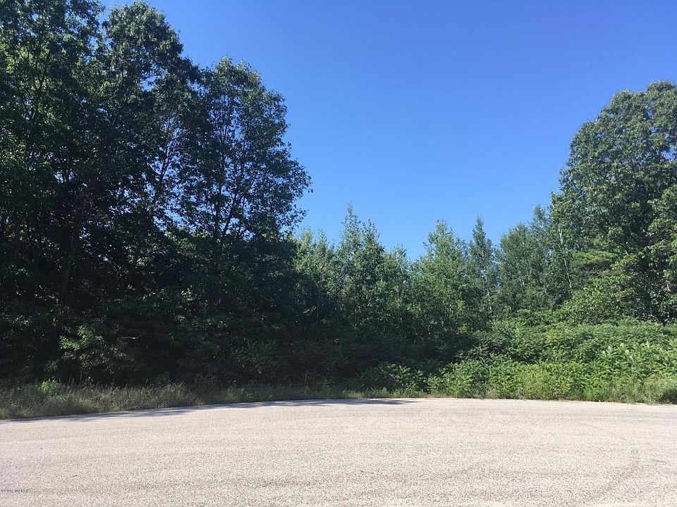 1st image of 7468 Sue Marie Ln