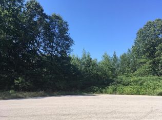 7468 Sue Marie Ln, Muskegon, MI 49442