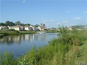 2nd image of 1543 Hedgerow Ct