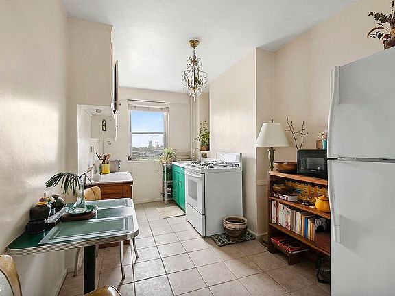 4th image of 475 Franklin D Roosevelt Dr Unit K1303