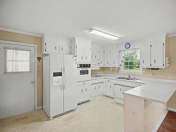 4th image of 115 Brunson Dr