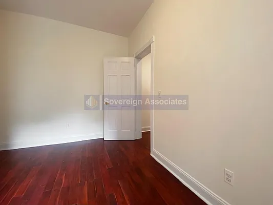 Rented by Sovereign Associates | media 20