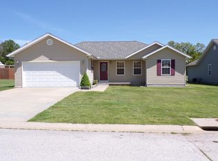 2803 Neosho Heights Ave, Neosho, MO 64850