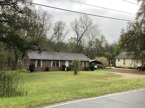 3rd image of 4656 Coosada Rd