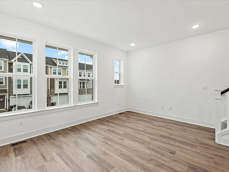 9407 Pacific Elm St — Photo 20