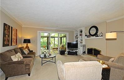 4th image of 3403 Admiralty Ln