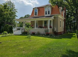 728 N Michigan Ave, Howell, MI 48843