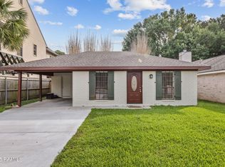 122 Steiner Rd, Lafayette, LA 70508