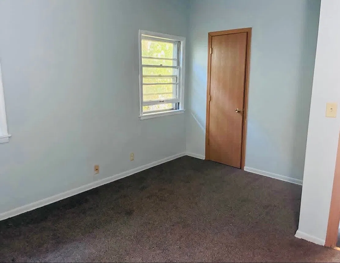 1024 Stinson St — Photo 3