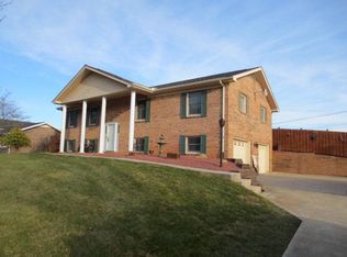 19320 Stone Mountain Rd, Abingdon, VA 24210